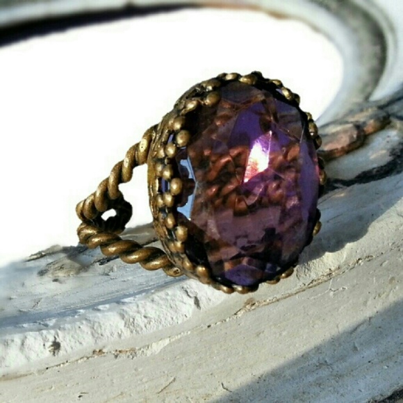Vintage Jewelry - Vintage Cranberry Glass Ring West Germany gem