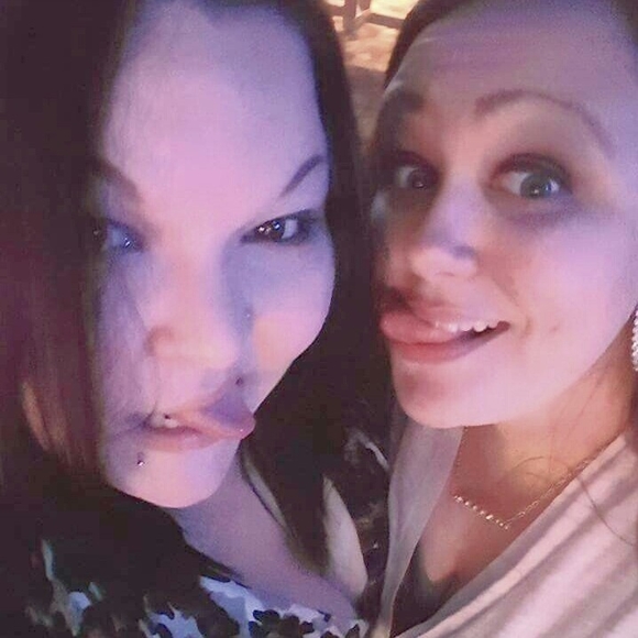 Meet your Posher, Tiara