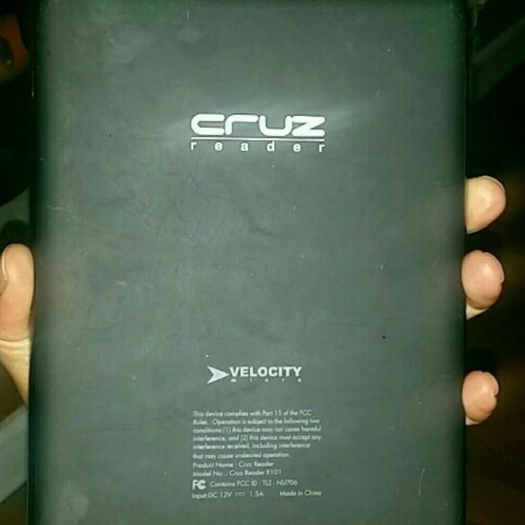 Velocity Micro Cruz Reader Tablet R101 - Picture 2 of 2