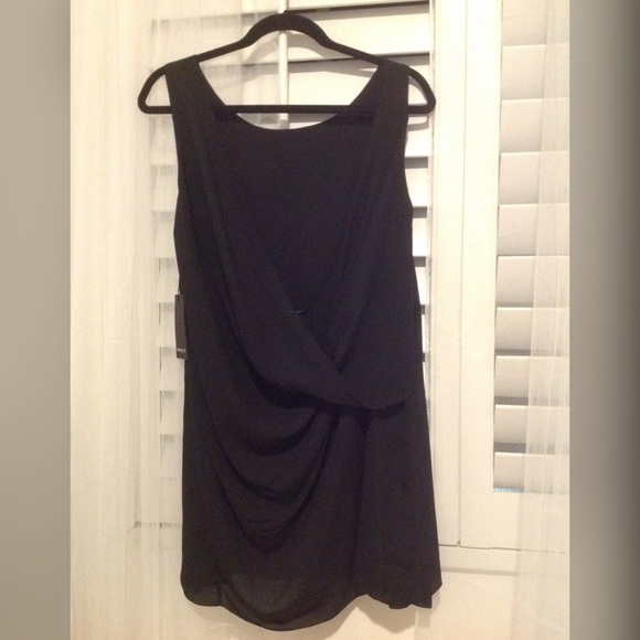 OH HOLD!Drapped back chiffon elegant dress