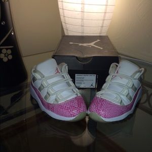 Air Jordan's retro 11's lows