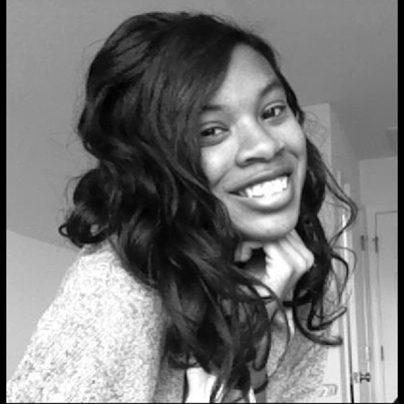Meet your Posher, Ashley