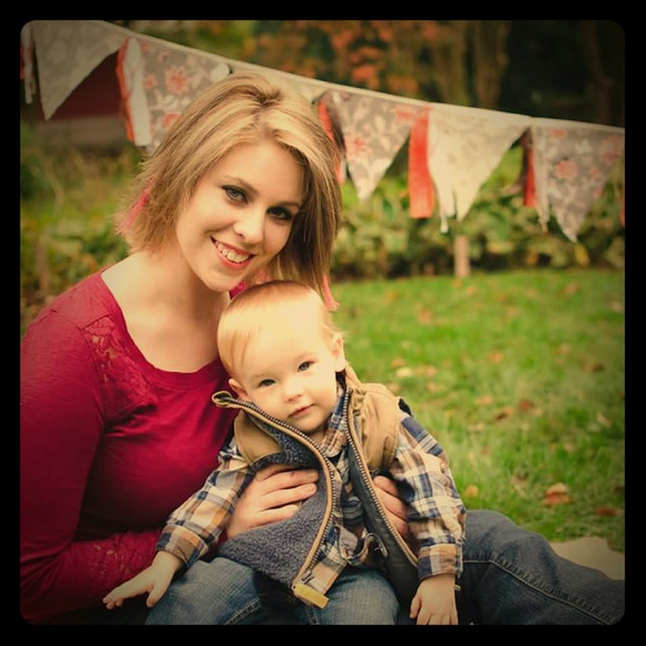 Meet your Posher, Kelsey - Picture 1 of 4