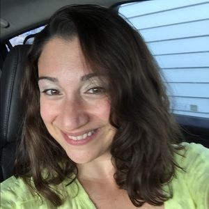 Meet your Posher, Michele