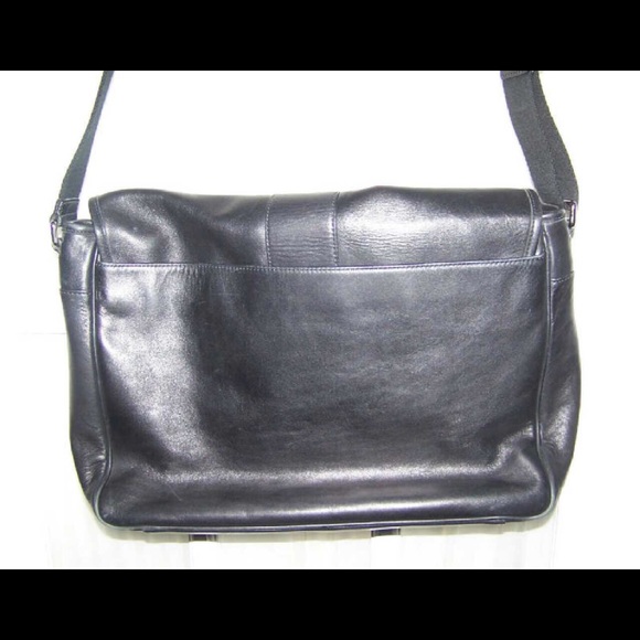 83 coach handbags authentic coach black leather laptop messenger bag from evline s closet 83 coach handbags authentic coach black leather laptop messenger bag from evline s closet