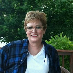Meet your Posher, Suzanne