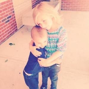 Meet your Posher, Loria