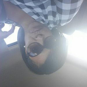 Meet your Posher, Terra