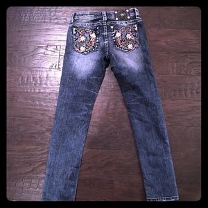 Woman's size 27 Miss Me Jeans