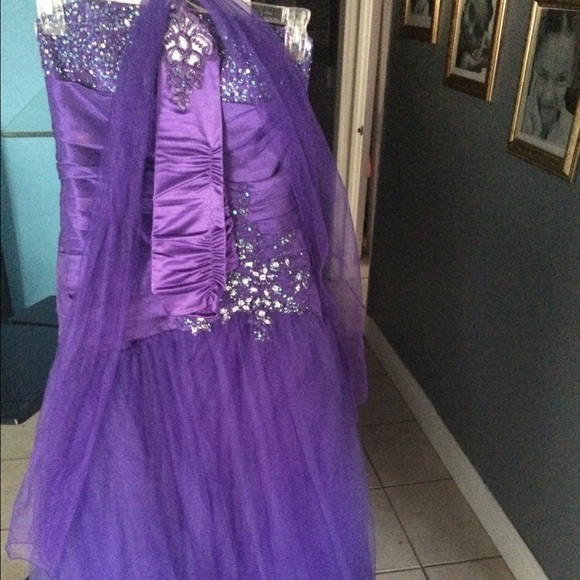 XL quinces or sweet sixteen beautiful dress