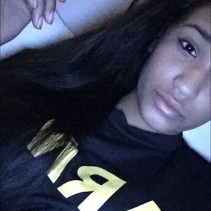 Meet your Posher, Shanae