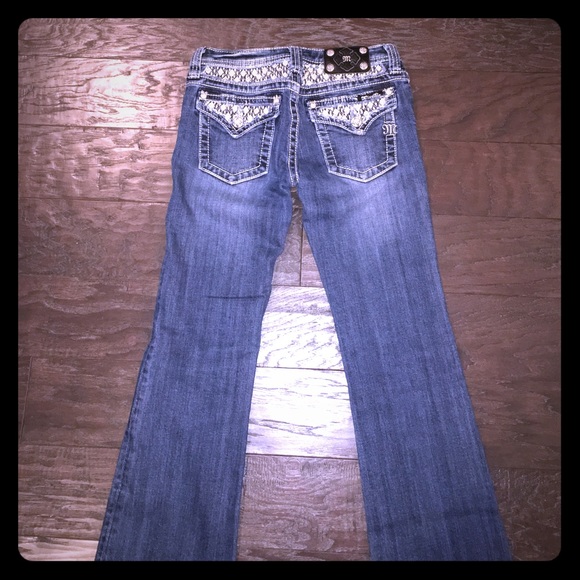 Girls size 16 miss me jeans