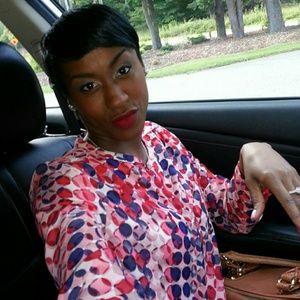 Meet your Posher, Brittney