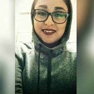 Meet your Posher, Corina