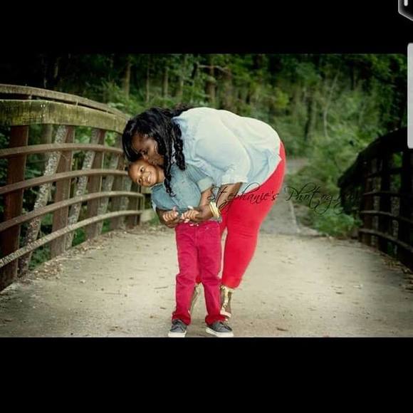 Meet your Posher, Sheranda - Picture 1 of 1