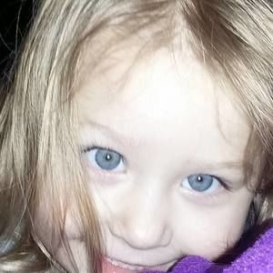 Meet your Posher, Alicia