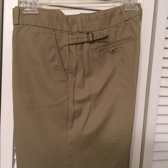 Capri pants