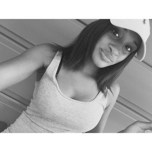 Meet your Posher, Jasmine