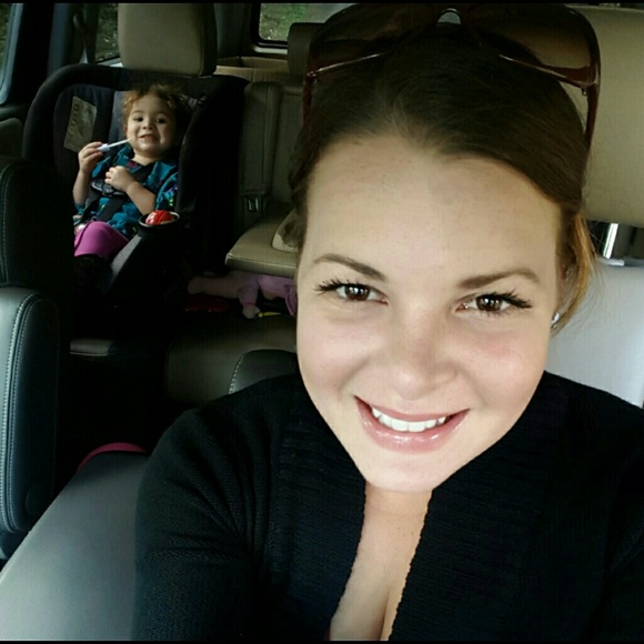 Meet your Posher, Rachel