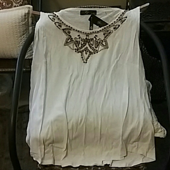 Womans tank top white