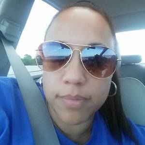 Meet your Posher, Alicia