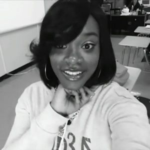 Meet your Posher, Nikoya