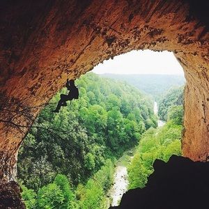 Meet your Posher, Azi