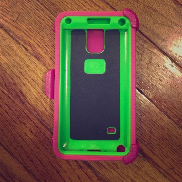 Protective phone case