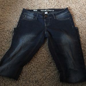 🔴MARKED DOWN🔴Distressed Skinny jeans