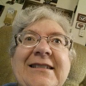 Meet your Posher, Connie