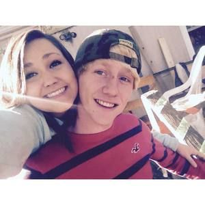 Meet your Posher, Abigail