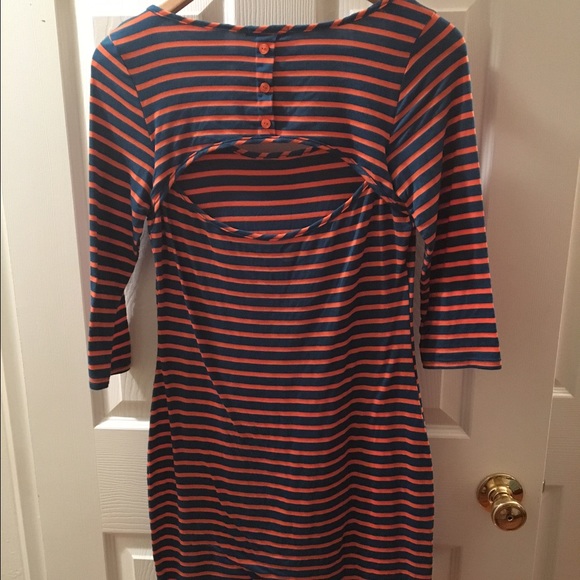 Slim-Fitting Mini Dress - Picture 2 of 4