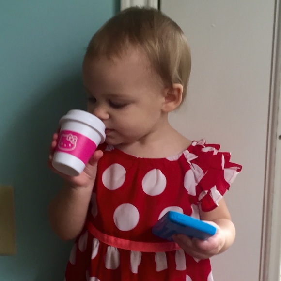 Meet your Posher, Adria 🎀🎉🌺 - Picture 4 of 4