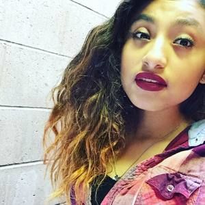 Meet your Posher, Natalia