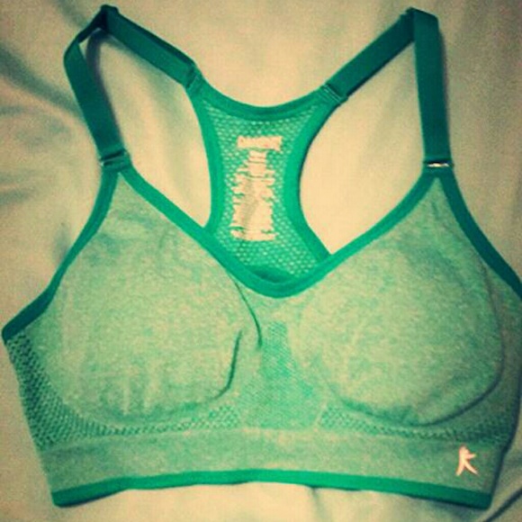 Sports bra