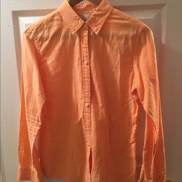 Casual Button-Down Shirt