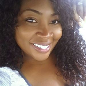 Meet your Posher, Akilah