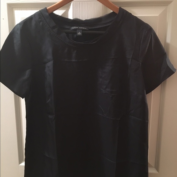 Short-Sleeve Blouse with Pocket - Picture 1 of 4
