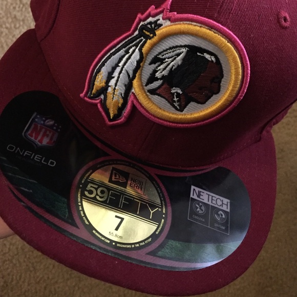 New ** Breast cancer awareness REDSKINS nfl cap