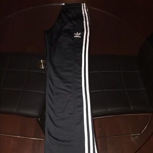 Black Adidas joggers