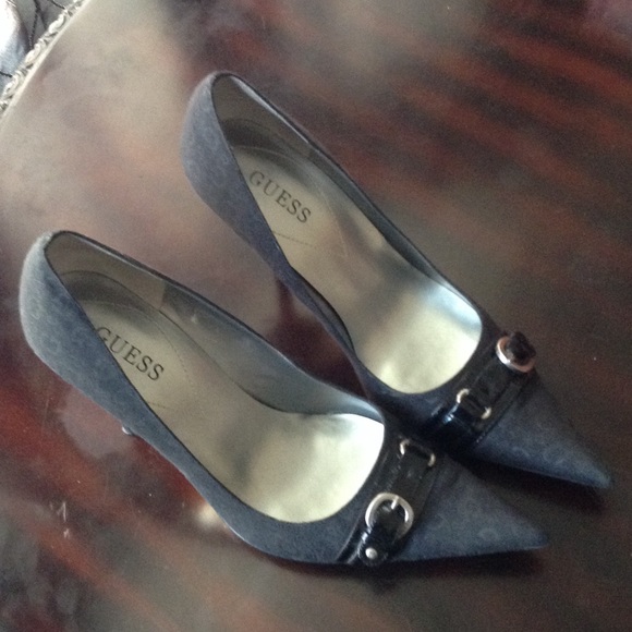 GUESS black heels