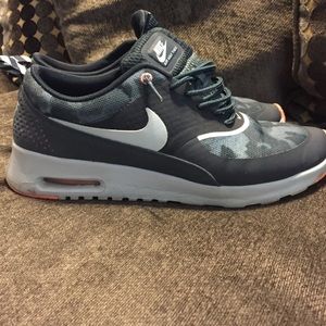 Nike Air Max Thea athletic shoes