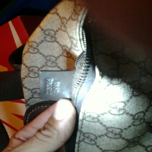 Gucci tan classic print backpack - Picture 3 of 4