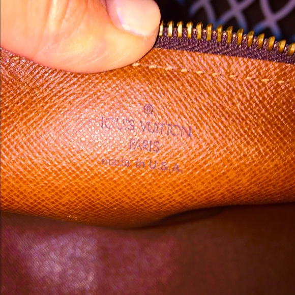 Louis Vuitton papillon purse - Picture 3 of 4