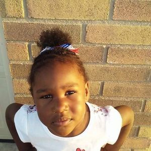 Meet your Posher, Lena