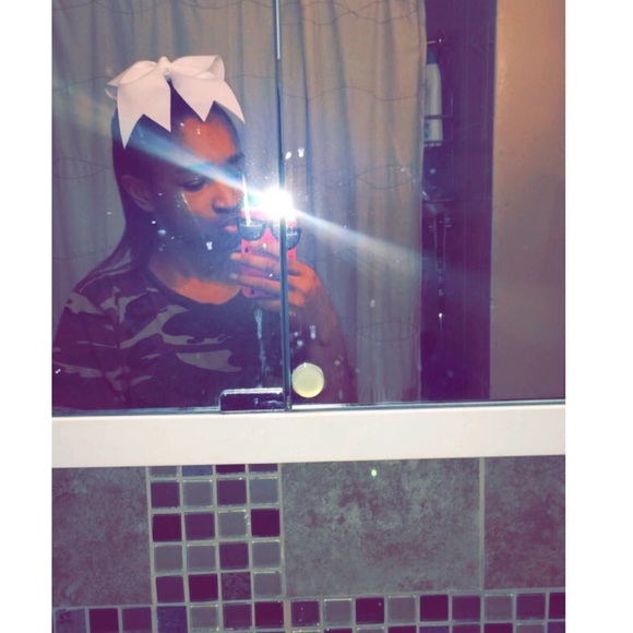 Meet your Posher, Brooklyn - Picture 1 of 1