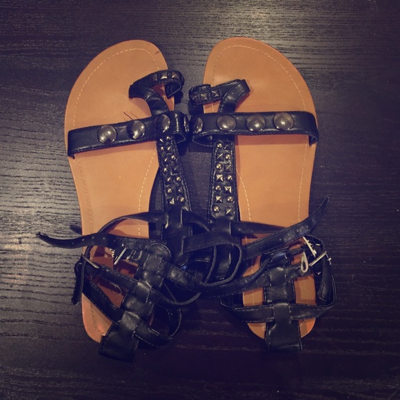 Black gladiator sandals