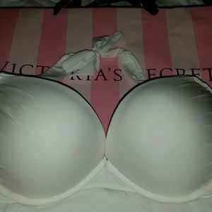 NWT Victoria's Secret bombshell swim top