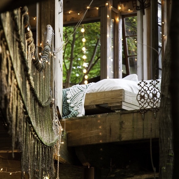 Meet your Posher, Leslie