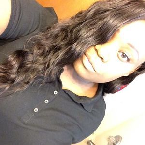 Meet your Posher, Deedra